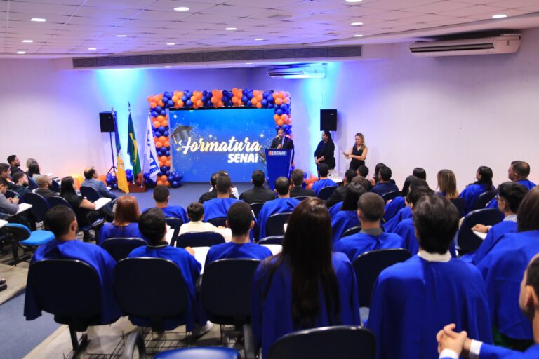 Escola SENAI Araripina promove formatura de 200 novos profissionais dos cursos técnicos