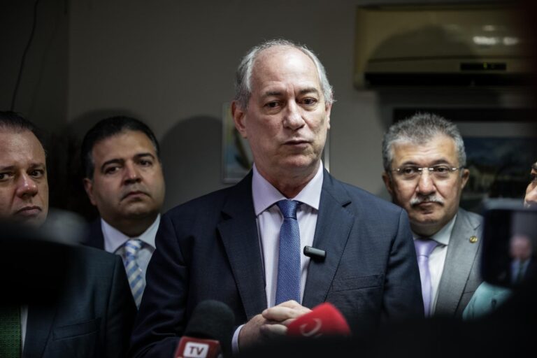 ‘Estou muito envergonhado’, reage Ciro em post do PDT que anuncia ministro após demissão de Lupi